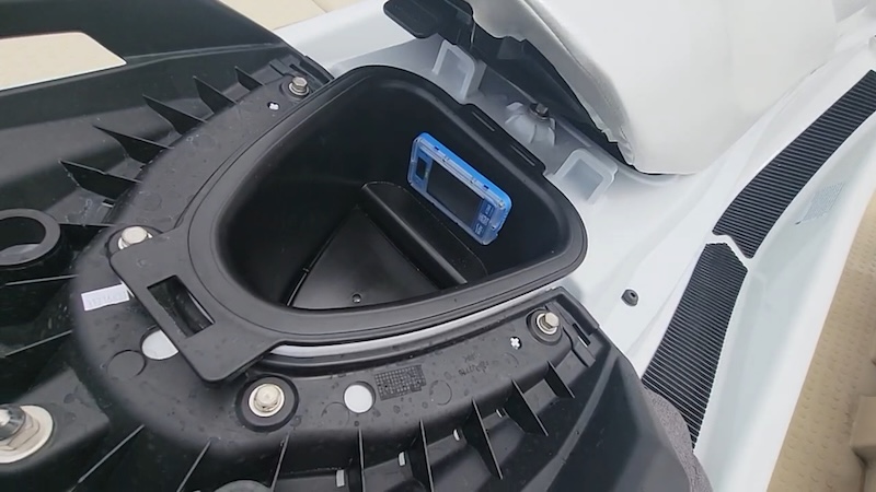 jet ski gps tracker, Jet-Ski Installation Methods
