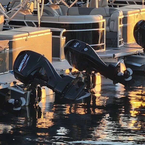pontoons-sunset